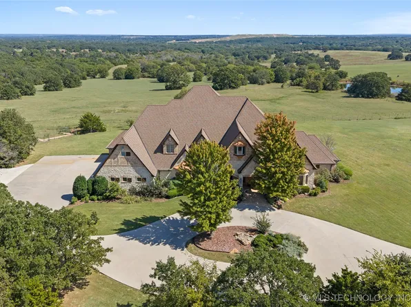 810 Gene Autry Rd, Ardmore, OK 73401