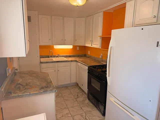 2635 Desmet Drive - 1 — Photo 4