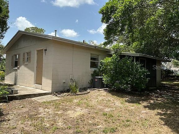 4th image of 2942 Greynolds St