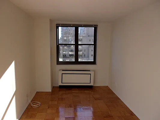 Rented by Carlyle Property Management | media 5