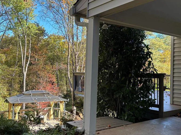 9830 Meadow Valley Dr — Photo 18