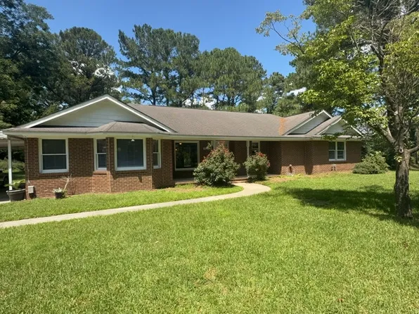 135 Yates Ln, Maysville, NC 28555