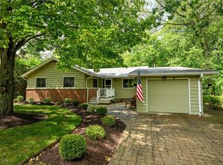 8555 Hillside Rd, Independence, OH 44131