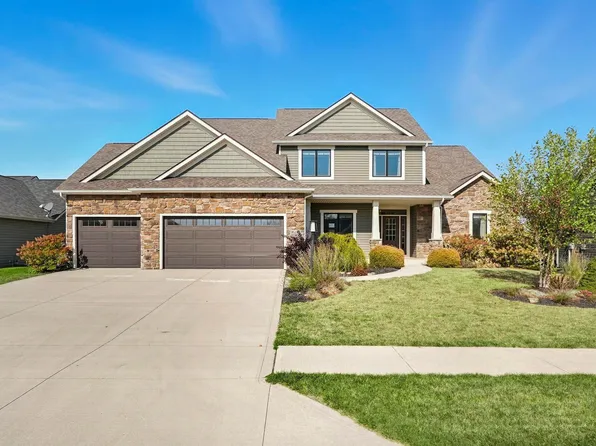 15188 Leo Creek Blvd, Leo, IN 46765