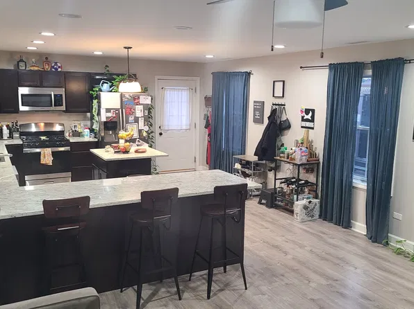 17424 Oak Park Ave Floor 2, Tinley Park, IL 60477