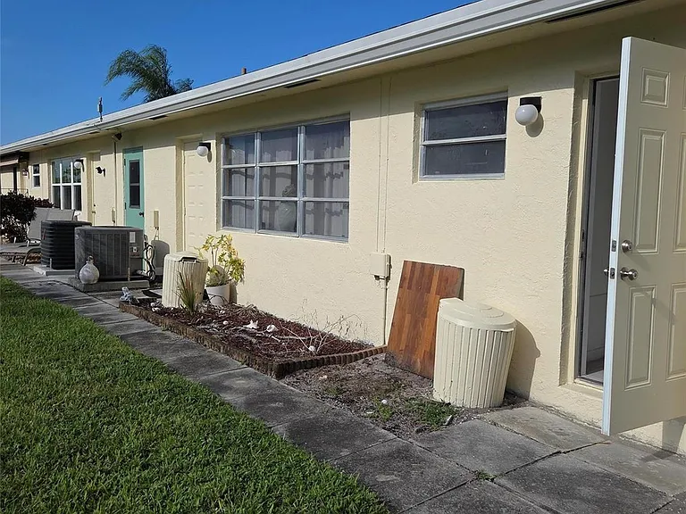 5385 Lakefront Blvd #A — Photo 21