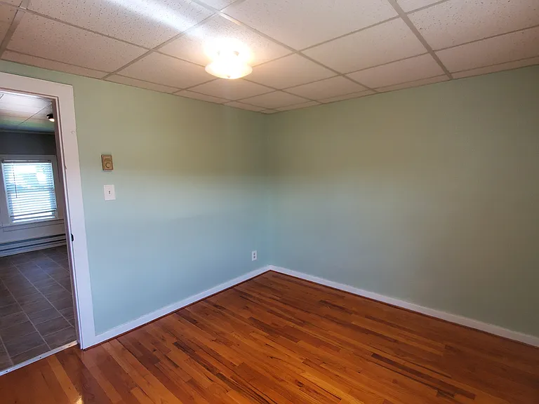 1607 Allen St — Photo 16