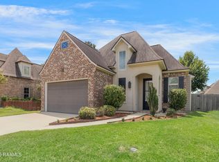 100 Golden Cypress Dr, Youngsville, LA 70592