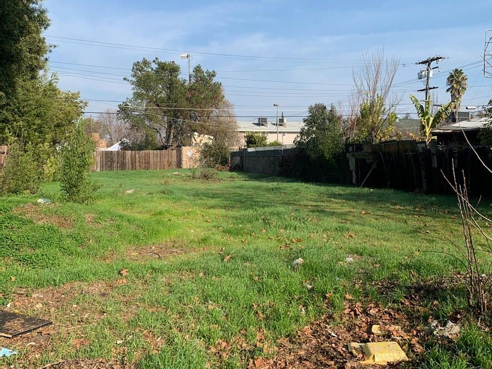 1st image of 3815 23rd Ave