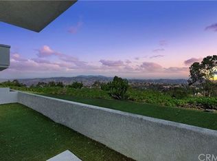 7945 E Viewrim Dr, Anaheim, CA 92808