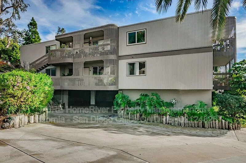 2 bed, 2.0 bath, 1000 sqft, $3,195 — Photo 2