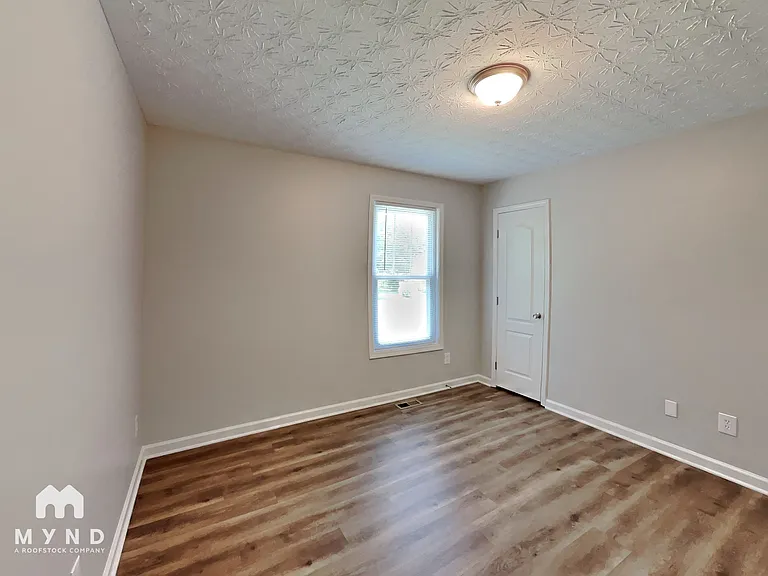316 Eleanor Dr — Photo 15