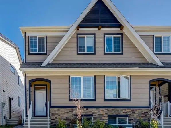 1041 NW Mahogany Blvd SE, Calgary, AB T3M 3X5