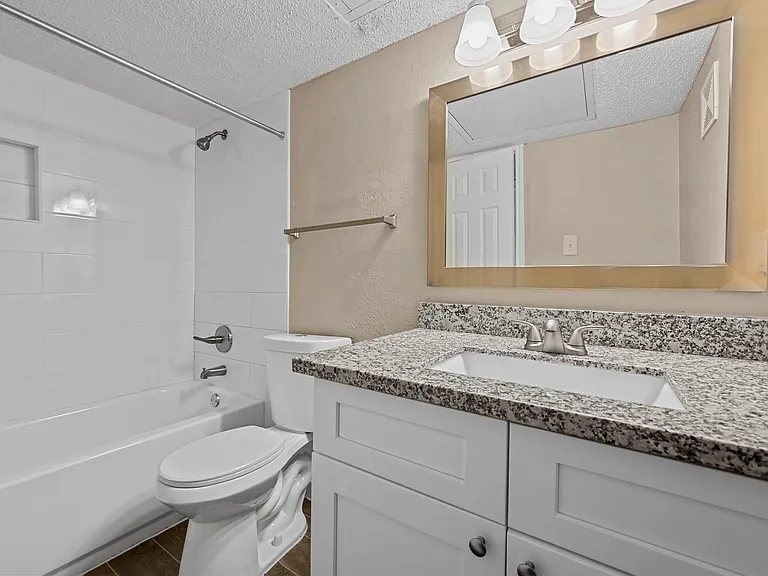 Spacious bathroom