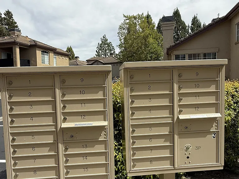 7676 Tuscany Dr — Photo 25