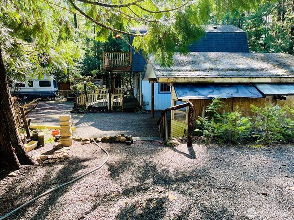 351 N Mount Jupiter Drive, Hoodsport, WA 98548