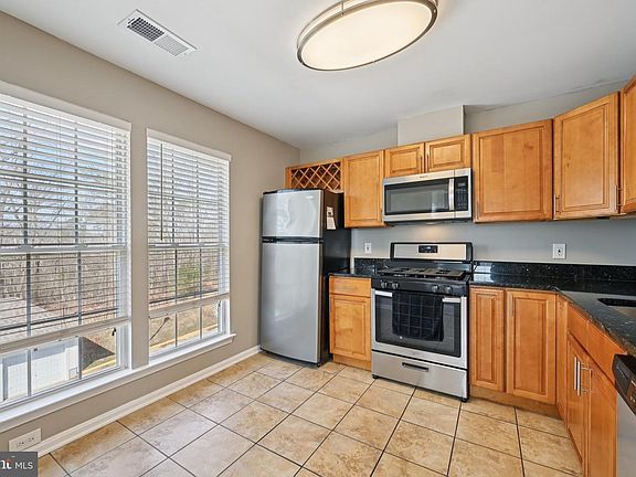 4th image of 3105 River Bend Ct APT F-304