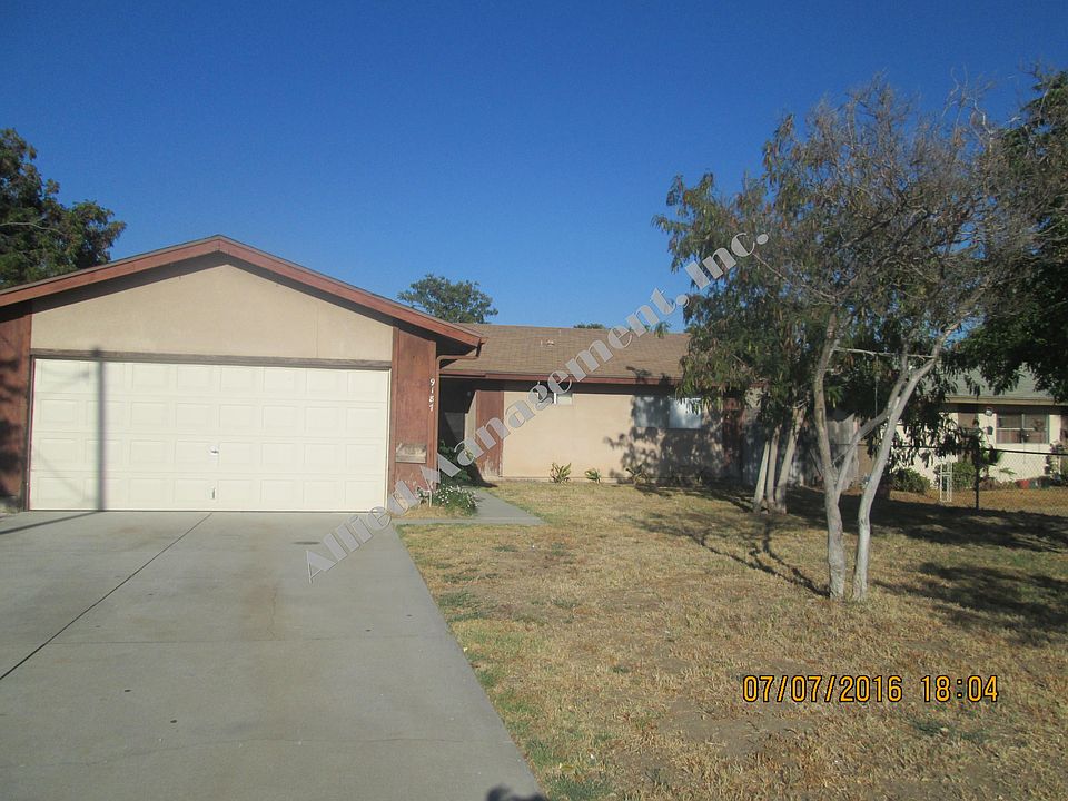 Front of Home_final_07122016