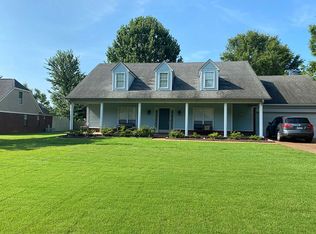 7049 Deerfield Rd, Memphis, TN 38135