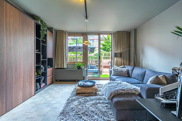 Rented by New York Casas Ltd. | media 17