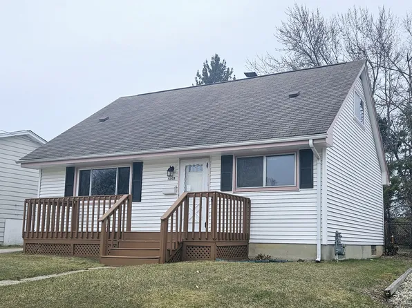 5203 16th St, Racine, WI 53406