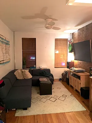 Rented by Bryan L Rozencwaig, LREB | media 17