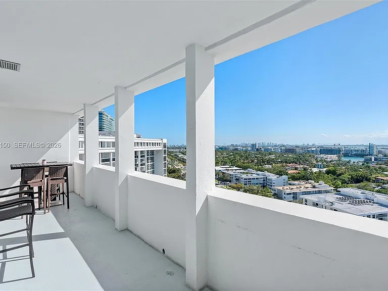 10275 Collins Ave #1530 — Photo 32