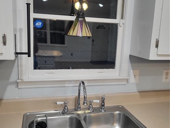 4th image of 5309 Sterling Rd