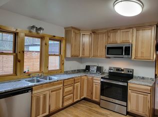 721 S 2nd St, Lander, WY 82520
