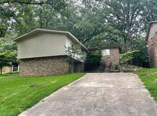 1211 Ranch Valley Rd, Little Rock, AR 72207