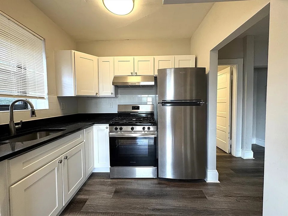 333 Broadway #12