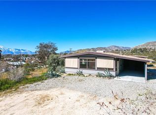 9100 Navajo Trl, Morongo Valley, CA 92256