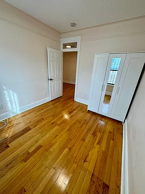 Rented by Tolmas Corporation | media 9