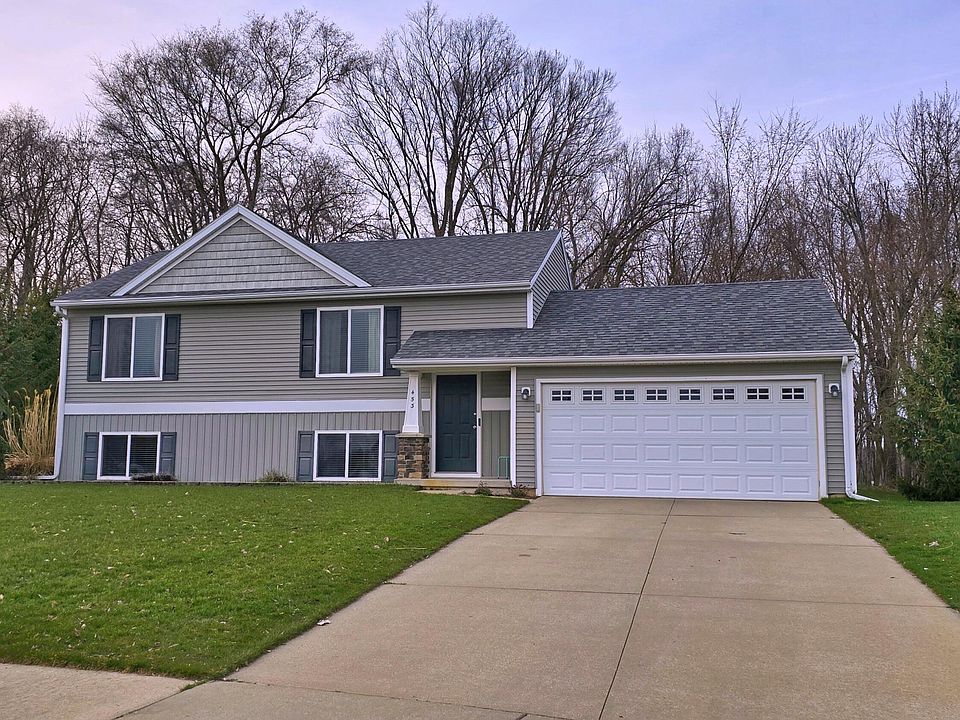 1st image of 453 Green Meadow Ct