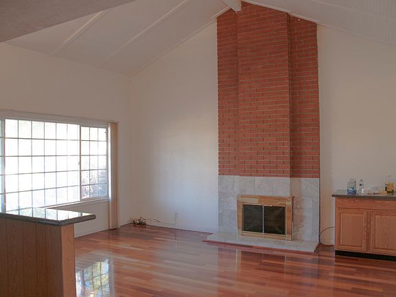 3rd image of 602 McDuff Ave