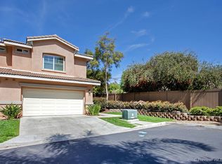 832 Morning Mist Ct, Vista, CA 92084