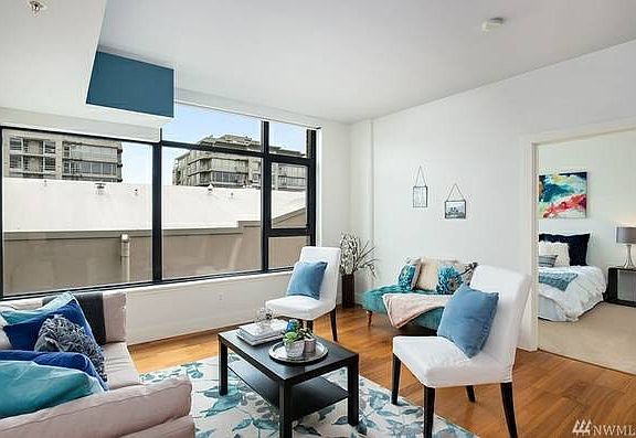 Living room 2