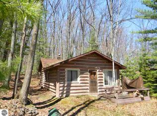 417 Ogemaw Rd, Rose City, MI 48654