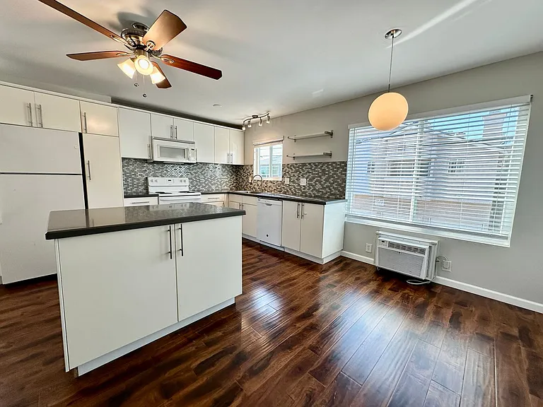 4170 Texas St #7 — Photo 9