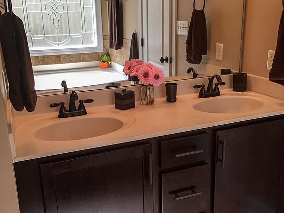 Master bath 