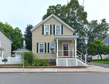 4 East St — Photo 2