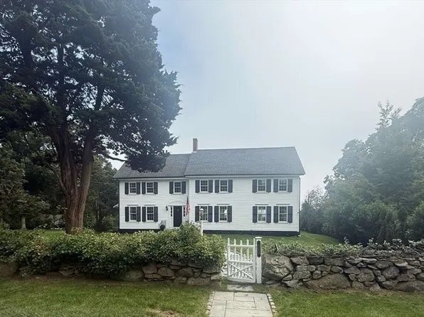 512 River Rd, Westport, MA 02790