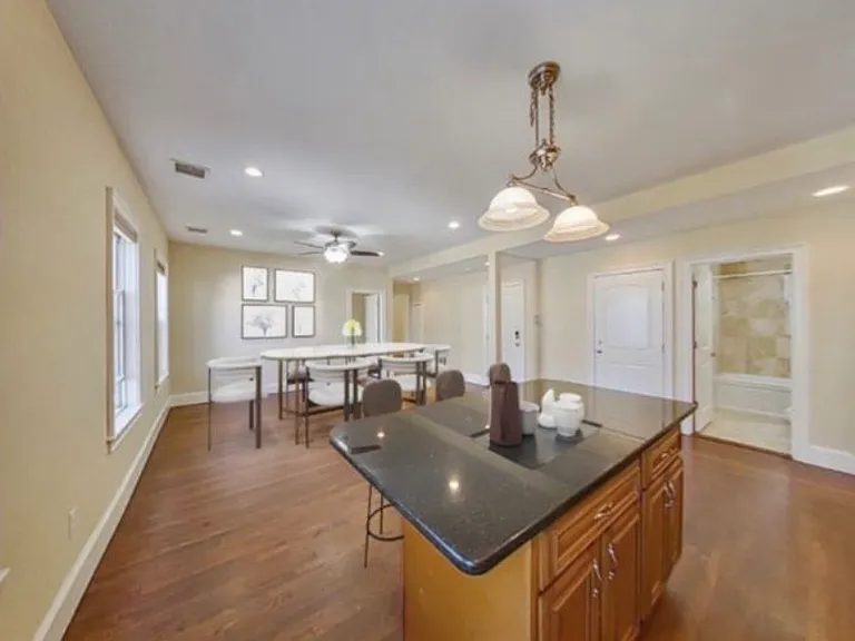 73 Westland Ave #3C — Photo 1