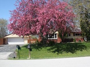 8371 N 61st St, Brown Deer, WI 53223