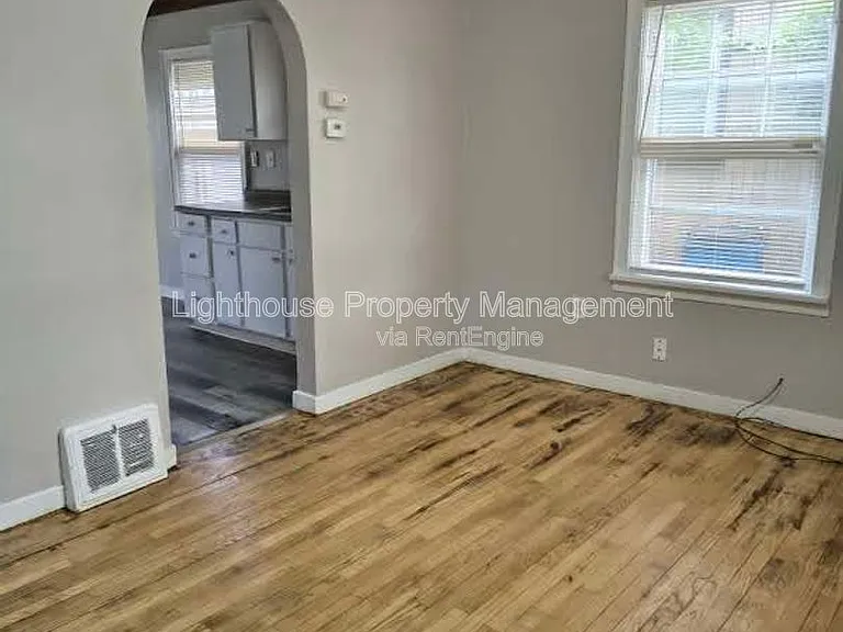 3041 Lemuel St — Photo 8