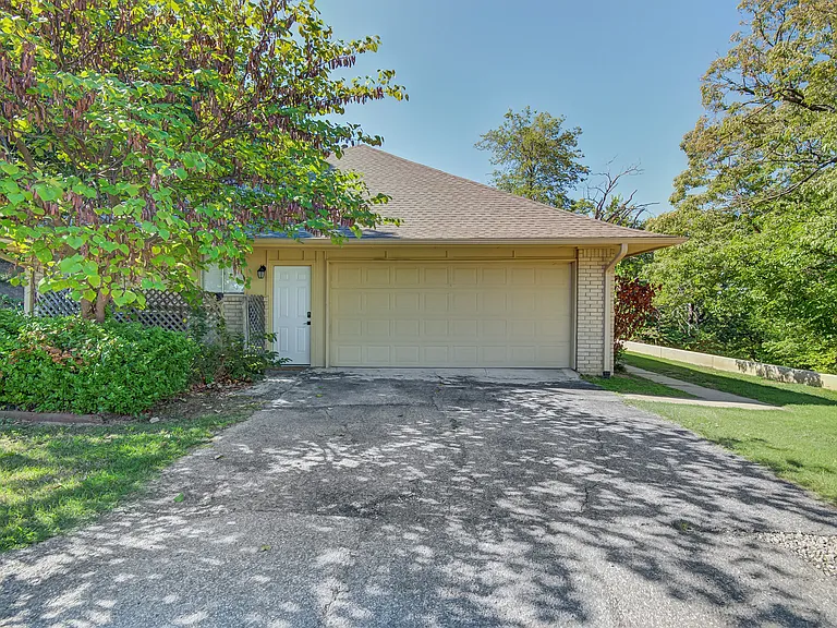 7621 S Harvard Ave — Photo 46