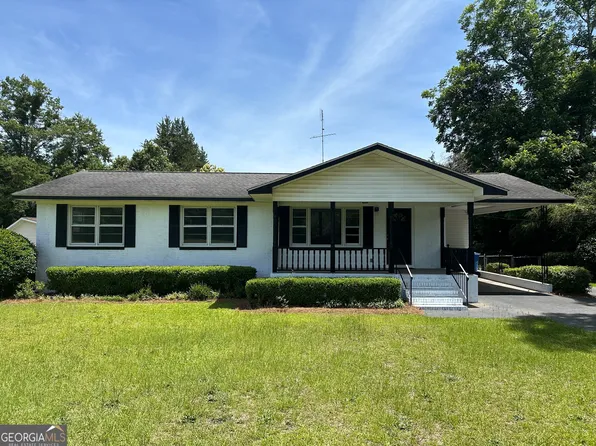 1414 Stonewall St, Dublin, GA 31021