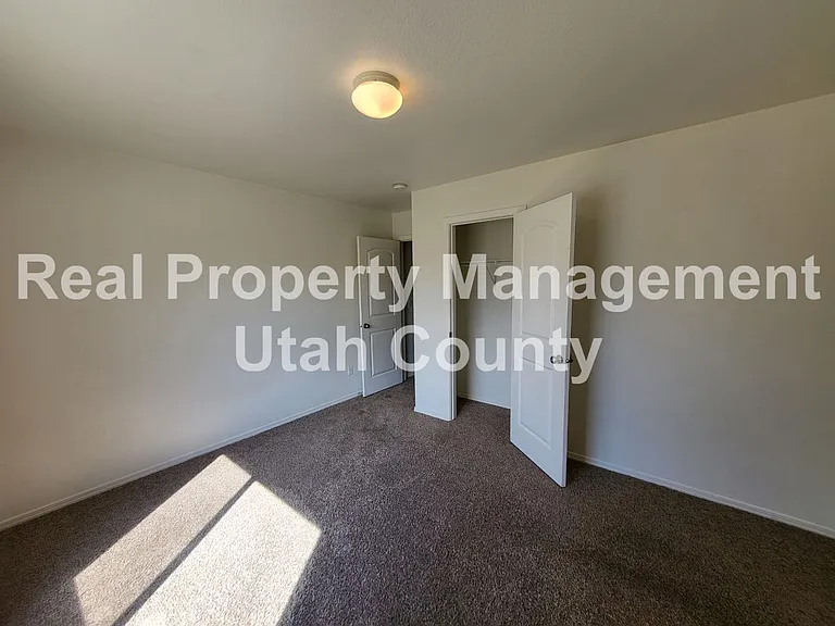 2169 E Summit Way — Photo 15