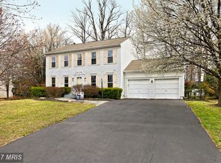506 Fairfax Ln, Herndon, VA 20170