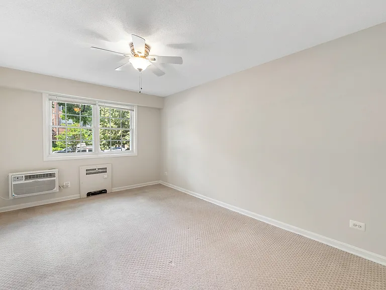 4402 N Pershing Dr #1 — Photo 17